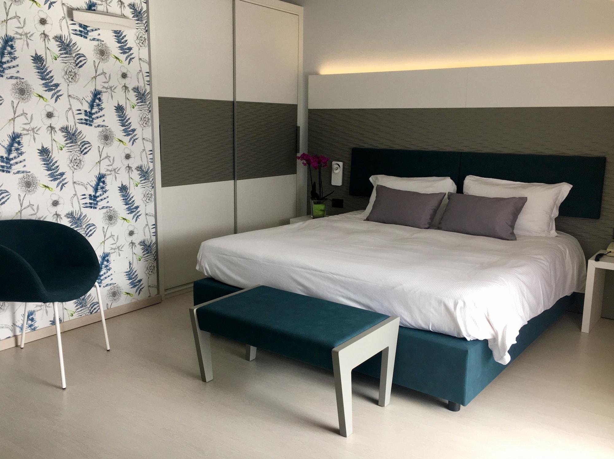 Hotel L'Approdo بيتيناسكو المظهر الخارجي الصورة